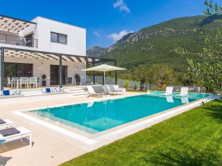 Luxury_Corfu_Villas_Paradisun_100-35539-1919-1080-90-c-1